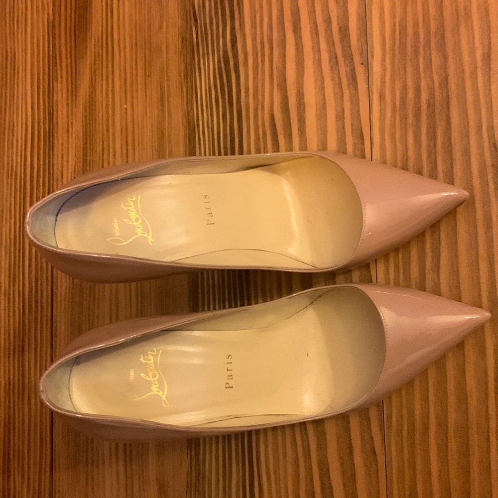 Christian louboutin size 38.5 nude pigalle folles heels